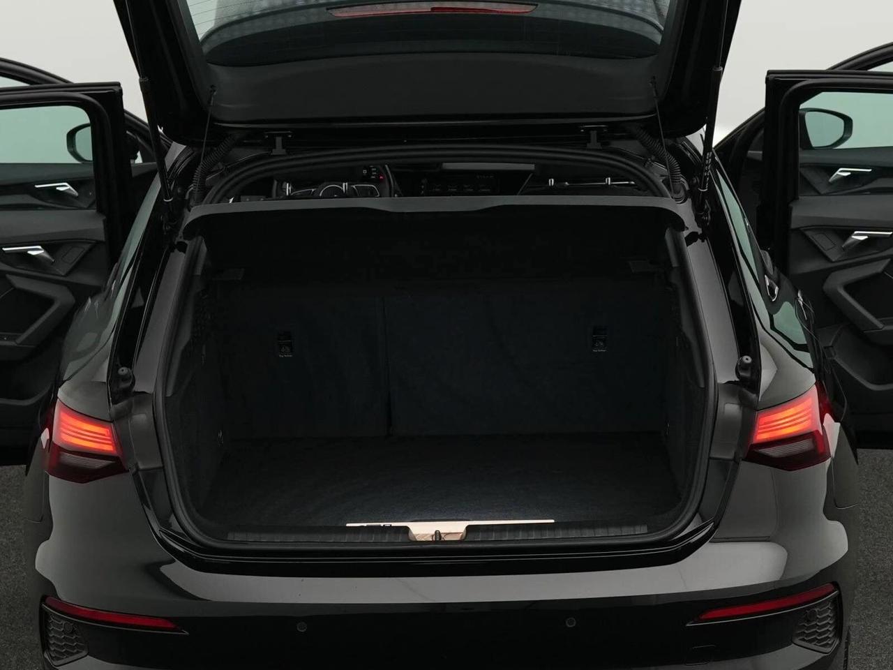Audi A3 SPB 30 TFSI Business Advanced