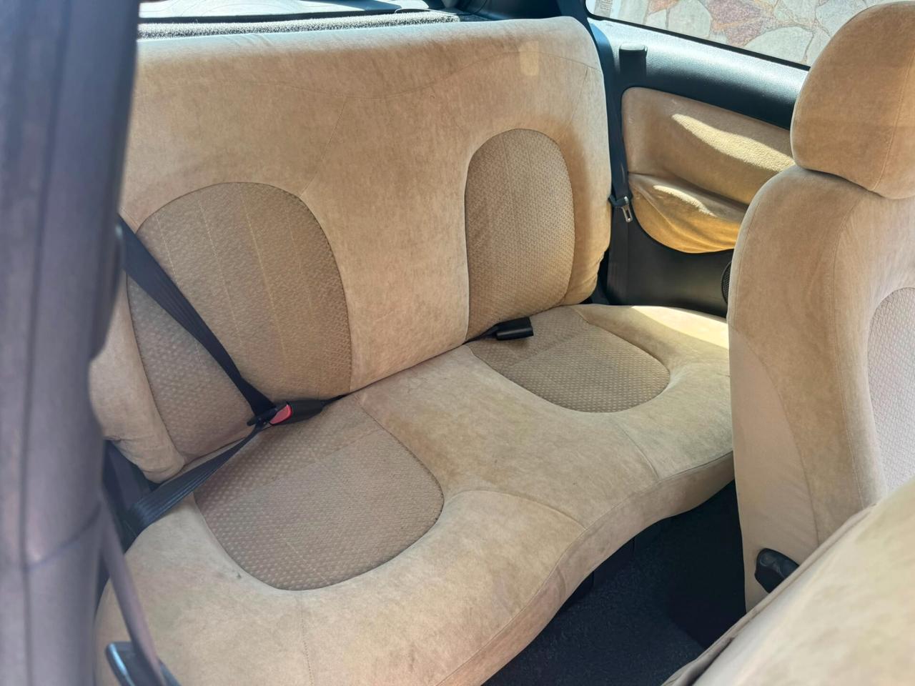Lancia Ypsilon 1.2 16V