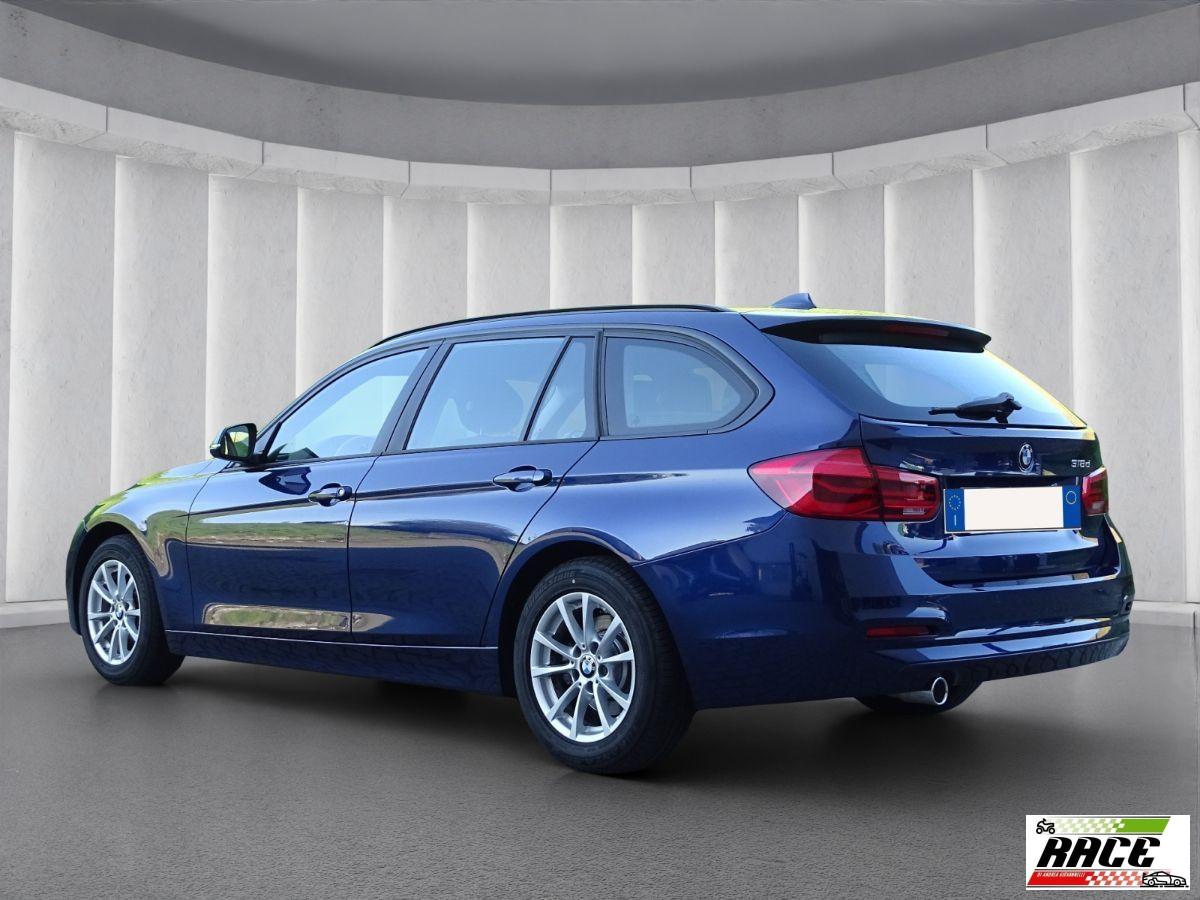 BMW - Serie 3 - 318d Touring Business Advantage