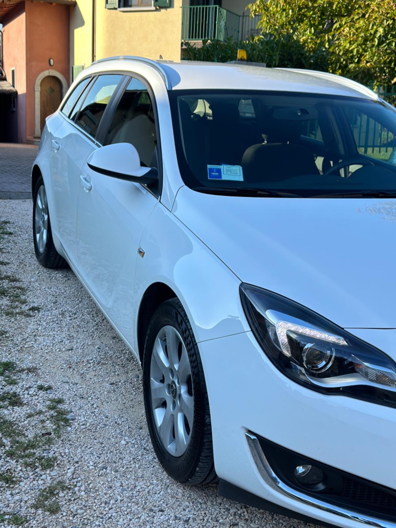 Opel INSIGNA 2.0 CDTI COSMO UNICOPR KMCERT GARANZ