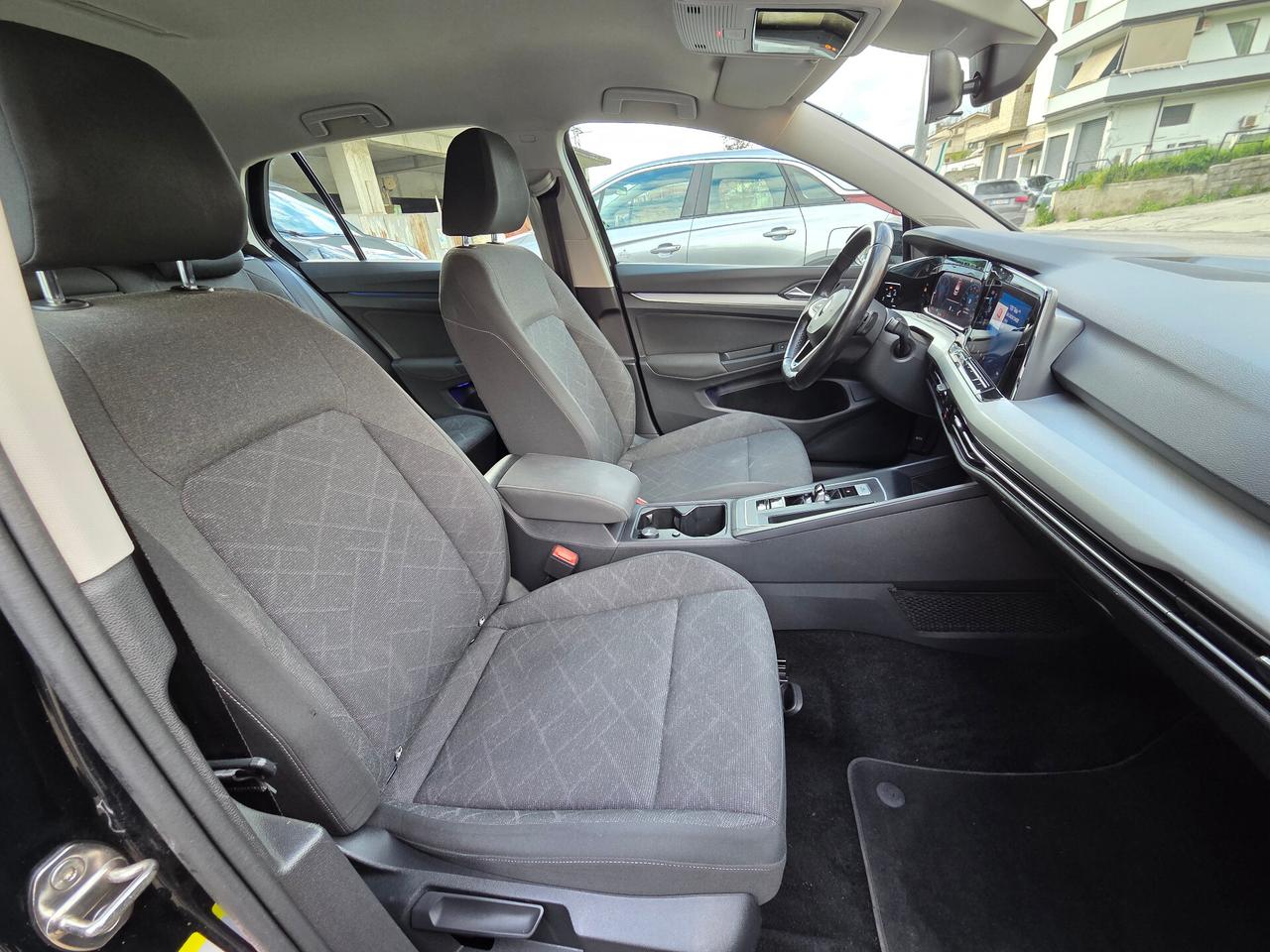 Volkswagen Golf 2.0 TDI 150 CV DSG SCR Style