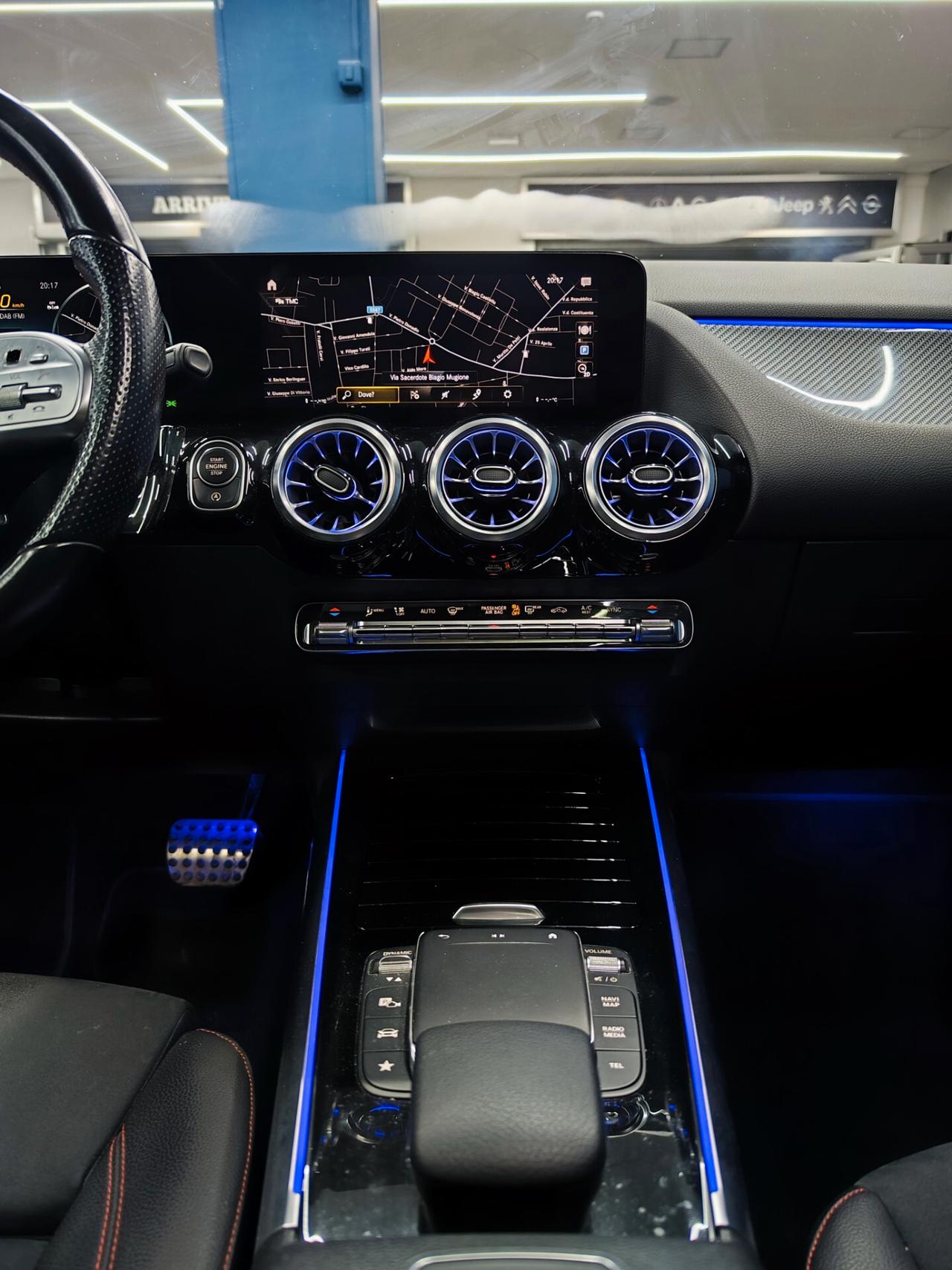 Mercedes-benz GLA 200 d Automatic Premium TETTO UNICO PROPRIETARIO