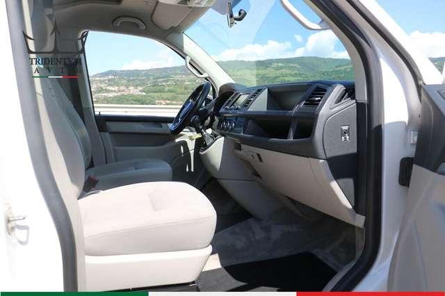 Volkswagen T6 California BEACH - PANCA 2 POSTI - GANCIO TRAINO