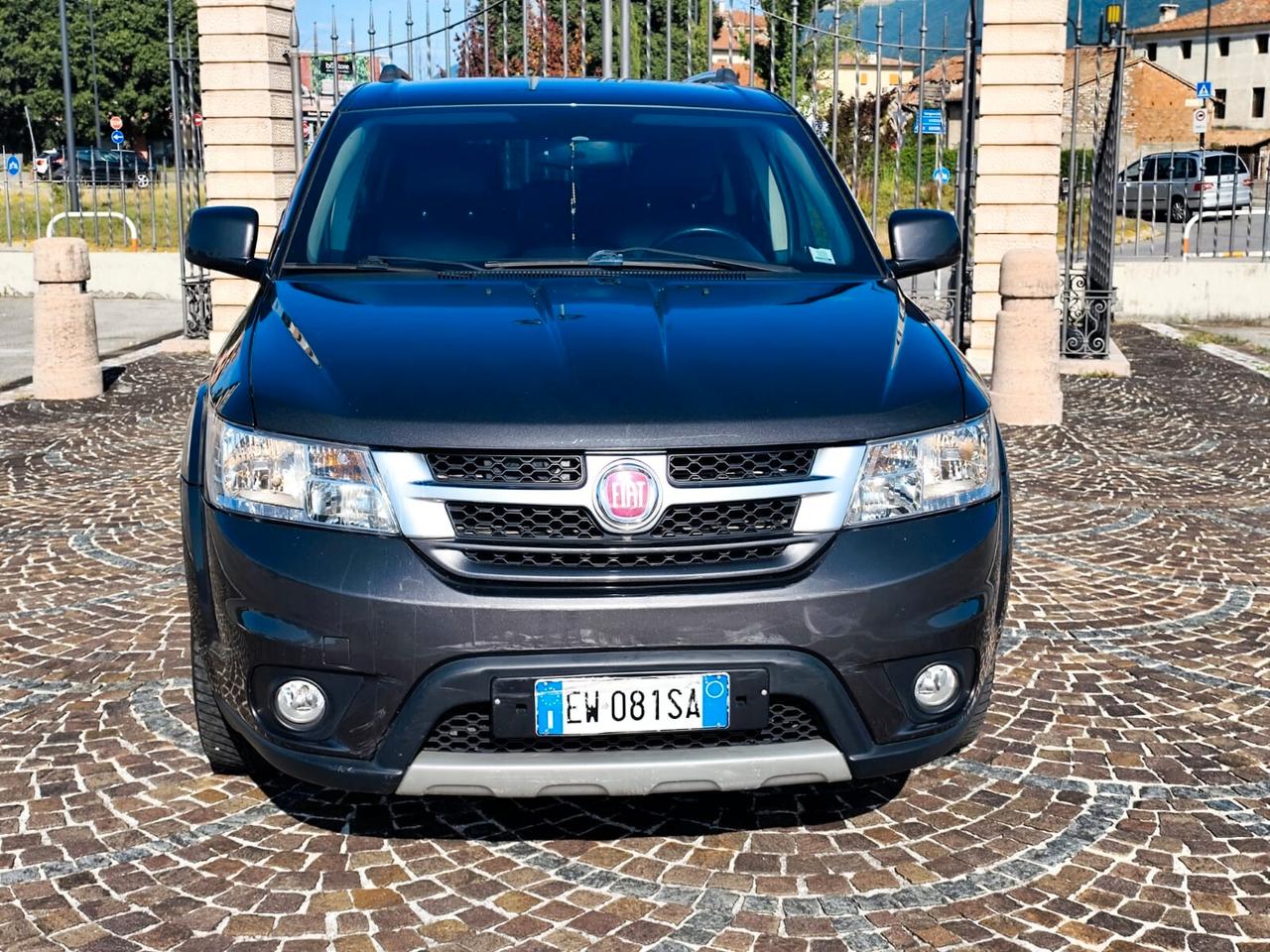 Fiat Freemont 2.0 Mjt 170 CV 4x4 aut. Black Code