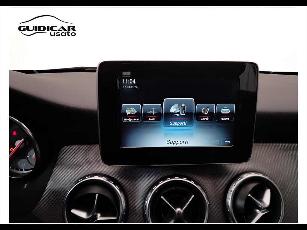 Mercedes-Benz GLA-X156 2017 - GLA 180 d Sport