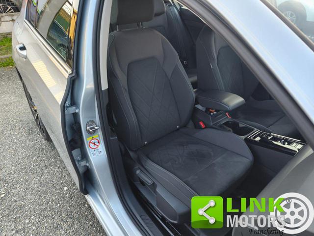 VOLKSWAGEN Golf 1.5 eTSI 130 CV EVO ACT DSG Style