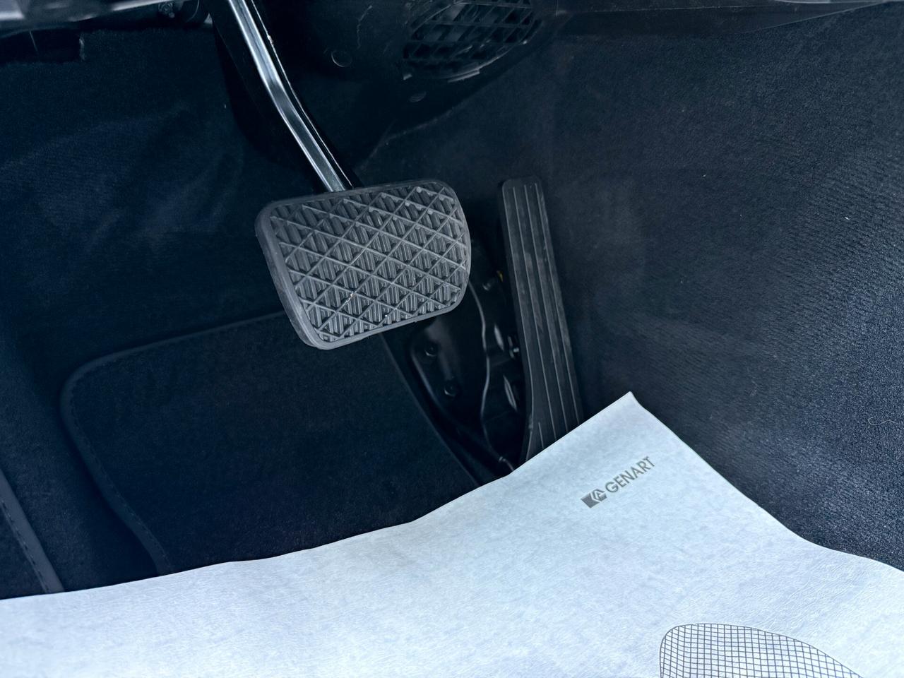 Mercedes-benz C 200 Sport 26000KM!!!