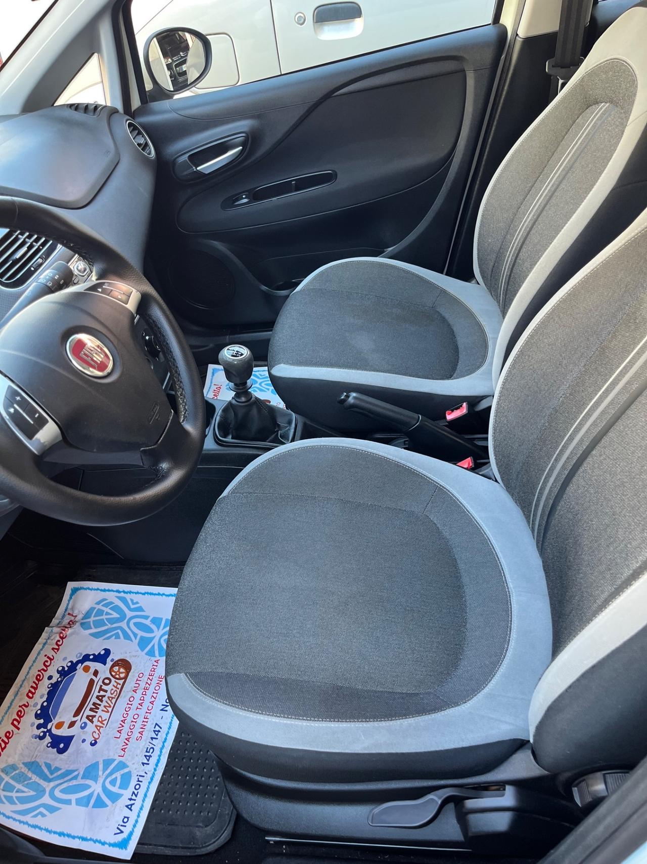 FIAT PUNTO ULTIMO MODELLO A METANO A.F.F.A.R.E