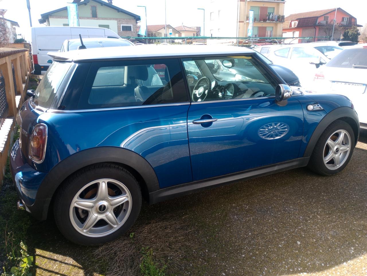 Mini Mini 1.6 16V Cooper Salt