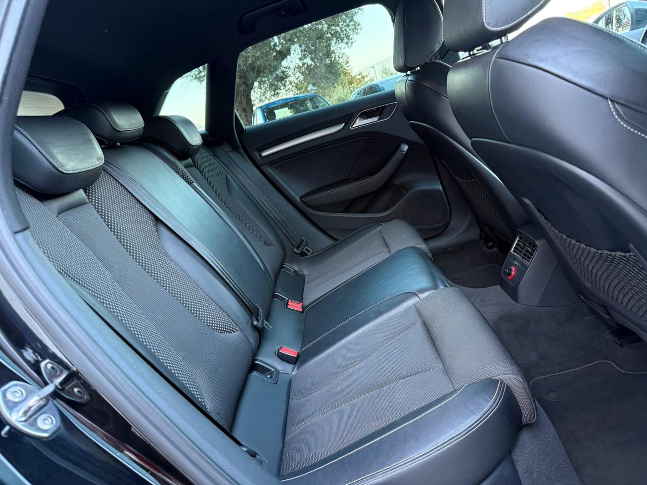 Audi A3 SPB 2.0TDI 150CV S-Line