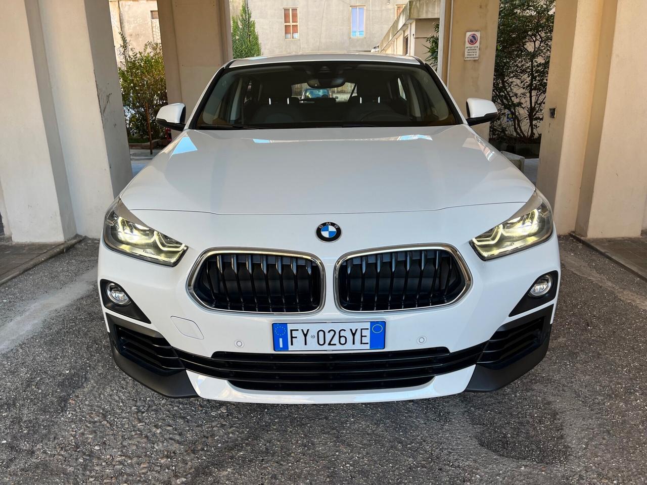 Bmw X2 sDrive18d Business-X