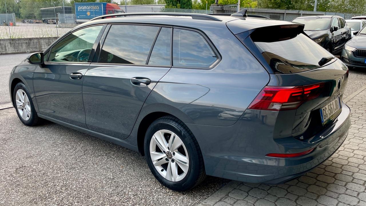 VOLKSWAGEN GOLF VARIANT 2.0 TDI SCR STYLE - FULL LED, NEOPATENTATI