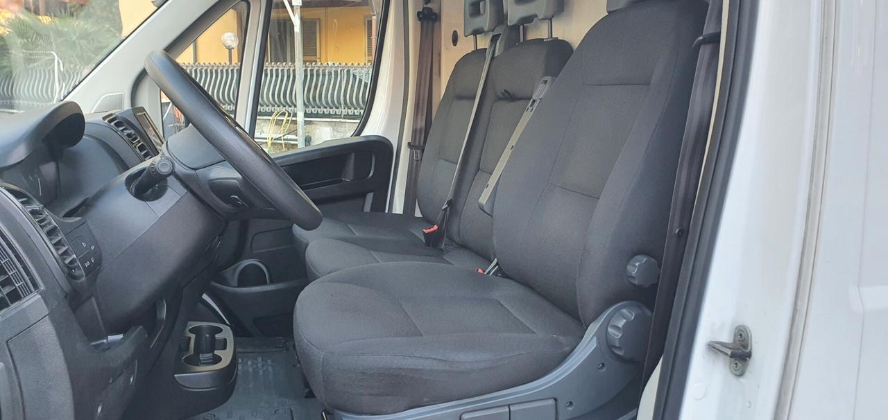 Fiat Ducato 35 2.2 Mjt 140CV Furgone Maxi