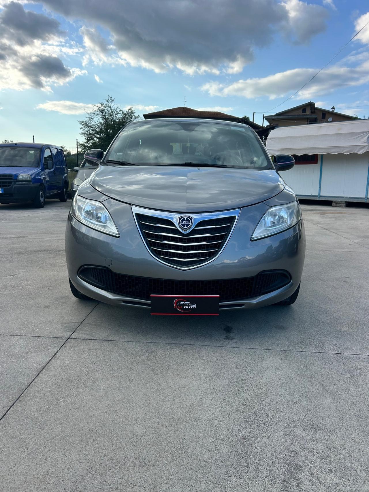 Lancia Ypsilon 1.2 69 CV 5 porte S&S Gold