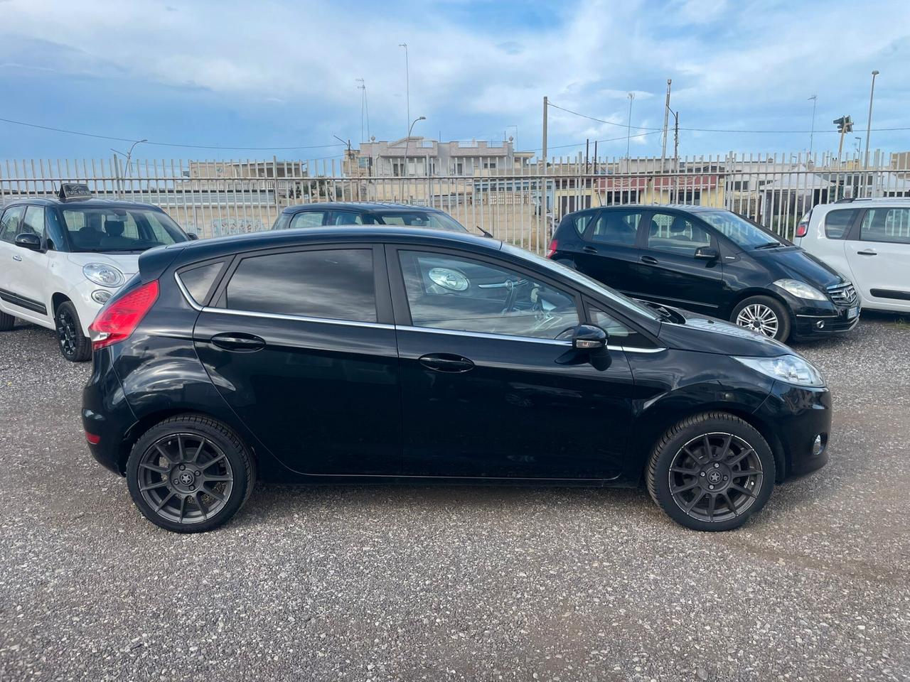 Ford Fiesta Fiesta 1.6 TDCi 90CV 5 porte DPF