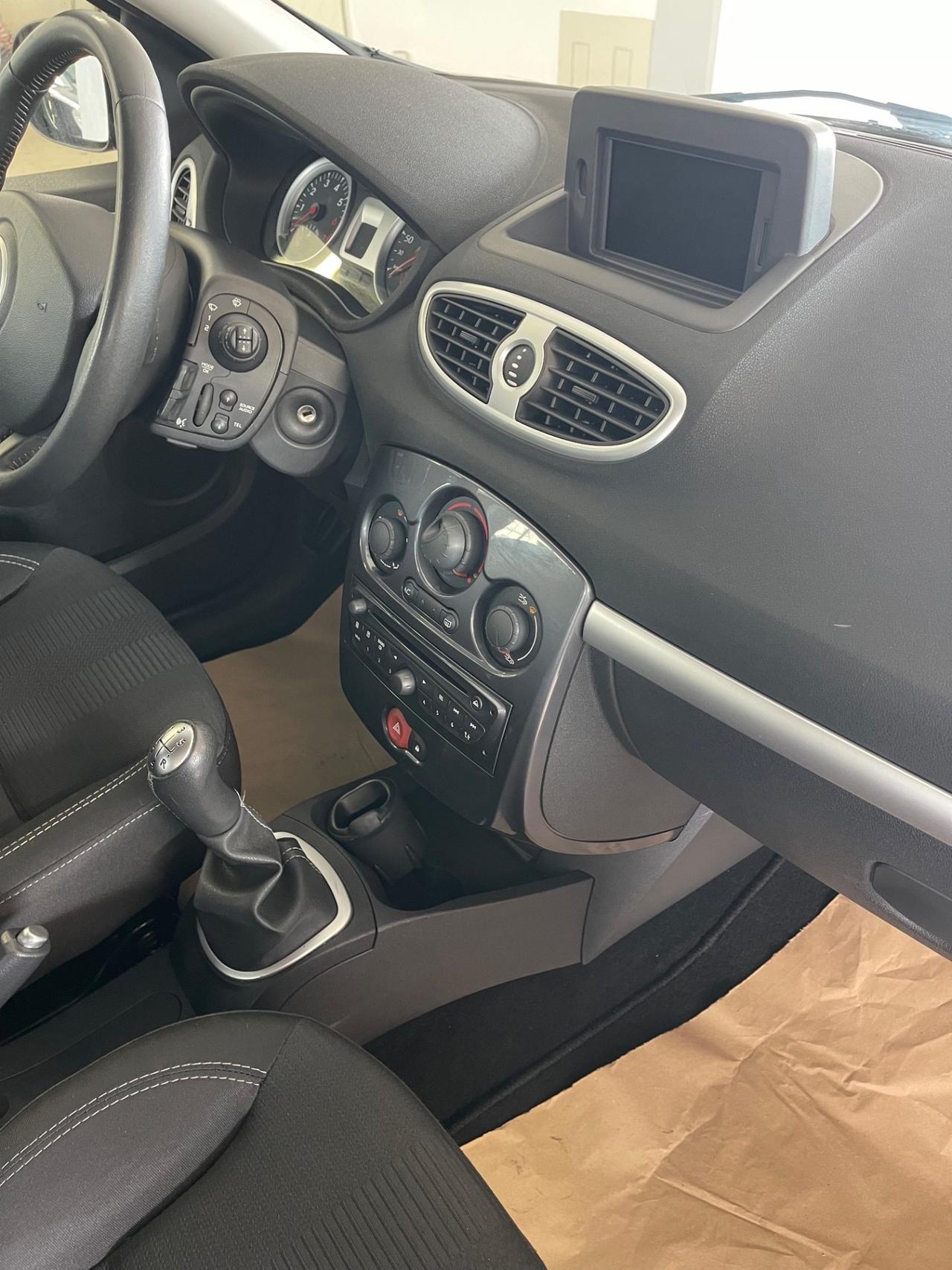 Renault Clio 1.2 16V TCE 105CV 5 porte Live!