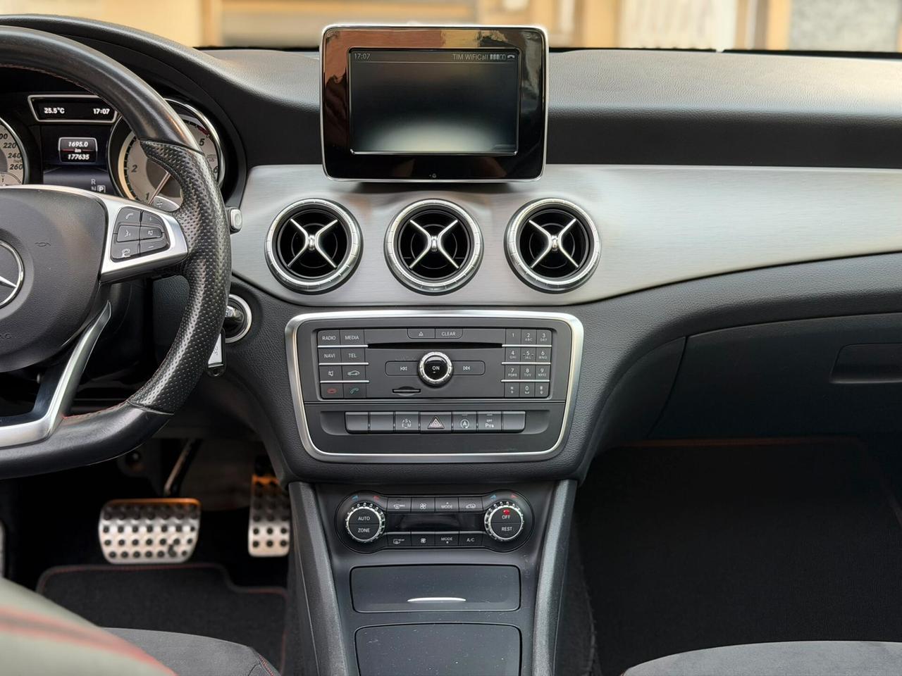 Mercedes-benz CLA 200 CDI Automatic Premium