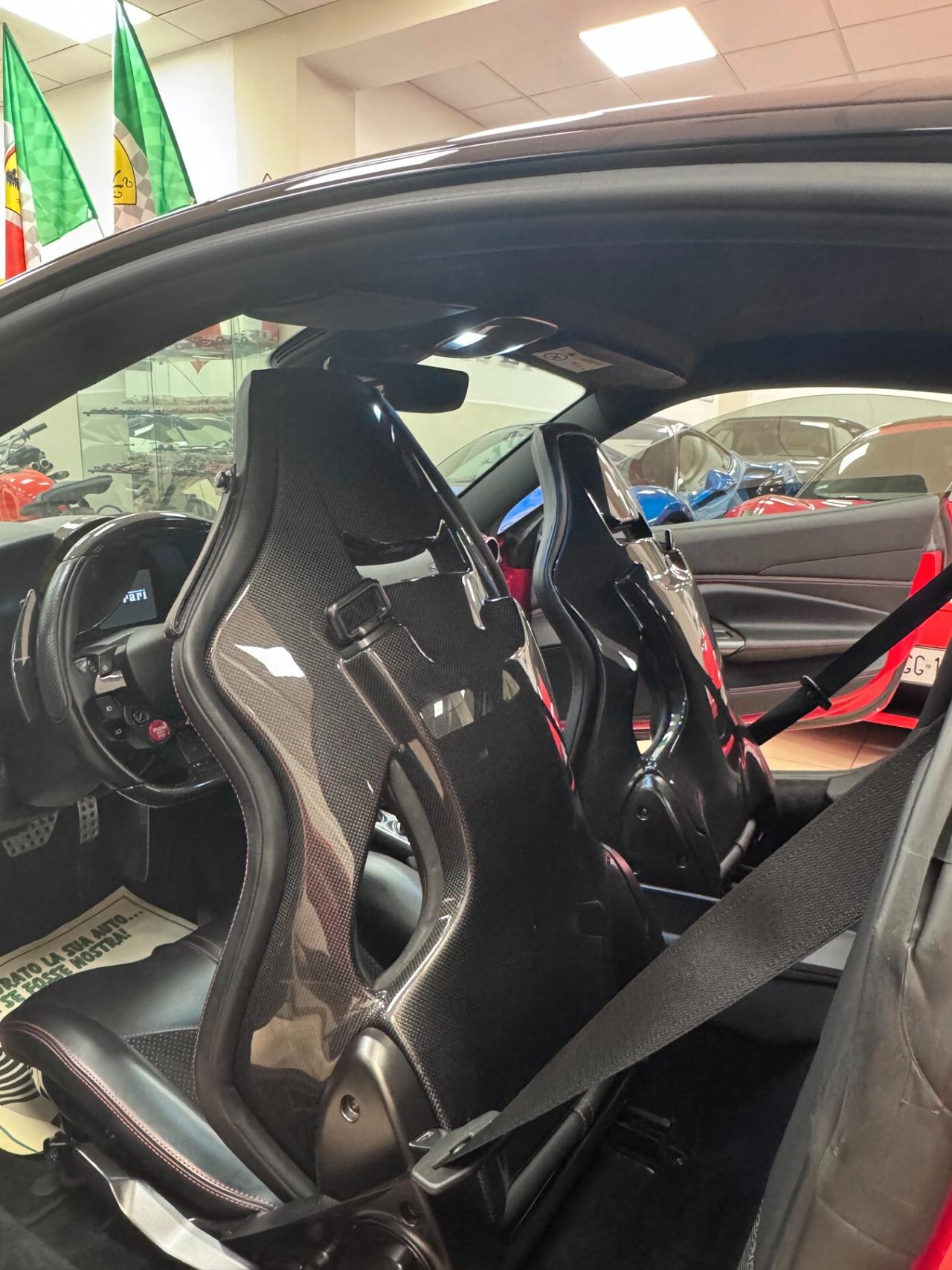 Ferrari F8 Tributo Coupe Permute auto moto barche gommoni e Rolex.