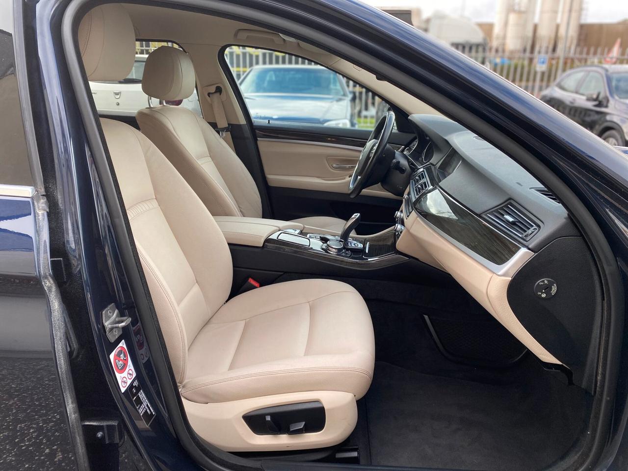 Bmw 520 520d xDrive Touring Luxury