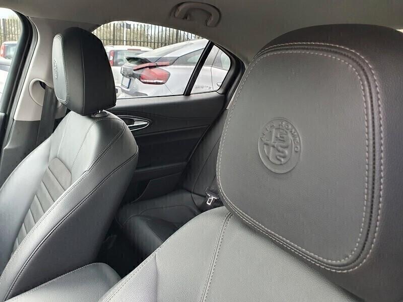 ALFA ROMEO Giulia 2.2 TD 190CV SUPER XENO PARK CAM