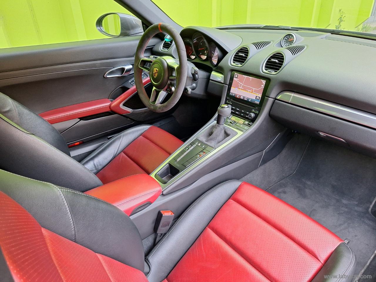 PORSCHE 718 Cayman PDK PASM Sport chrono 20