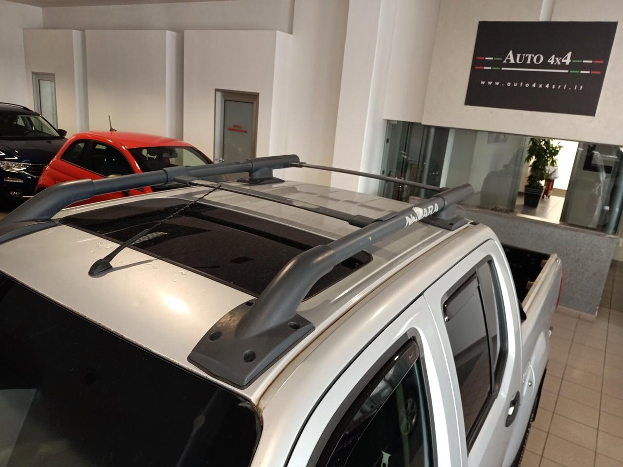 Nissan Navara Navara d.cab 2.5 dci LE 174cv*Automatico