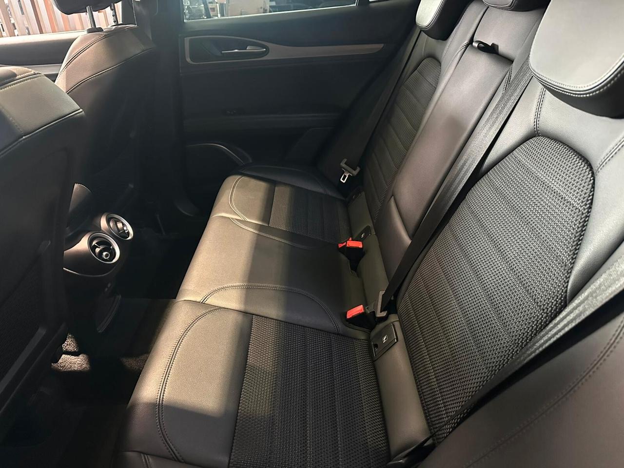 Alfa Romeo Stelvio 2.2 Turbodiesel 190 CV AT8 Q4 Sprint