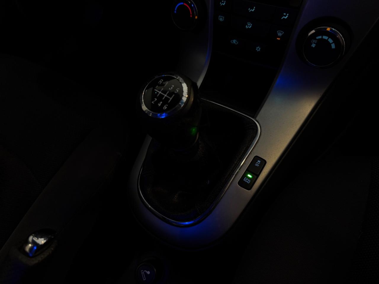 Chevrolet Cruze 1.7 Diesel 2013