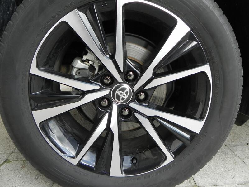 Toyota C-HR 1.8 HV Trend