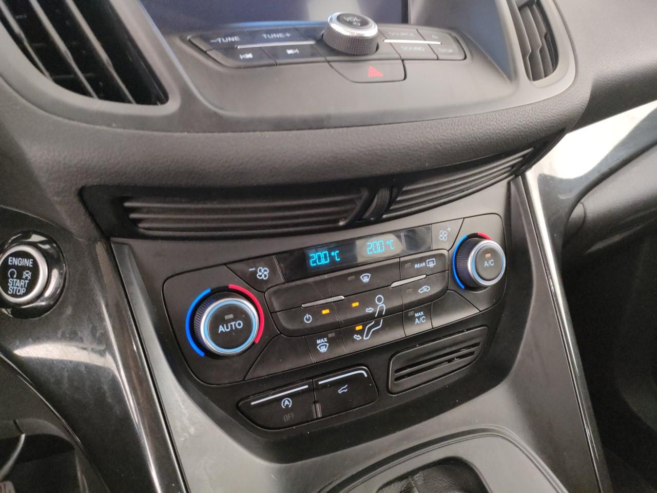FORD Kuga 2.0 tdci Titanium s&s awd 150cv powershift