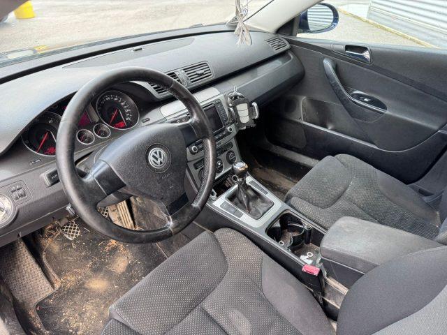 VOLKSWAGEN Passat Variant 2.0 16V TDI Variant Highline