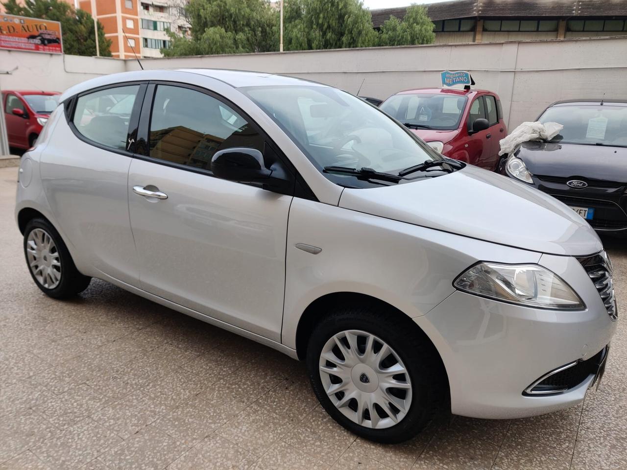 Lancia Ypsilon 1.2 Benzina