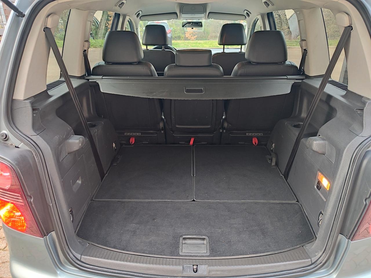 VOLKSWAGEN TOURAN 2009 2.0DIESEL 7POSTI FULL OPT.