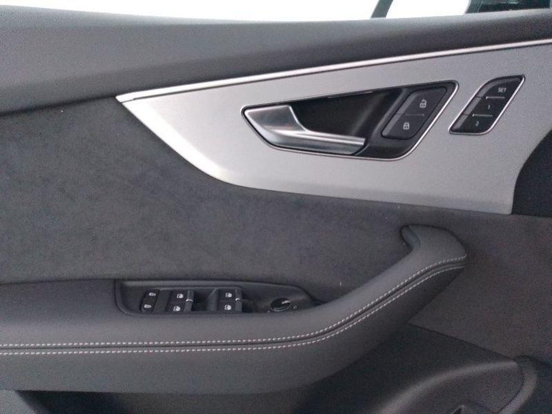 Audi Q8 3.0 tdi mhev S line edition quattro 286cv tiptronic