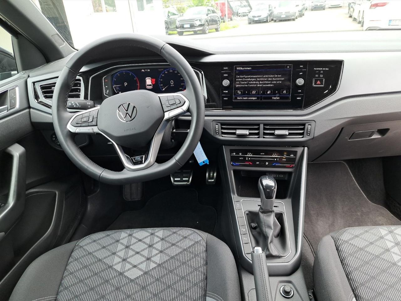 Volkswagen Polo 1.0 tsi r-line 95cv dsg