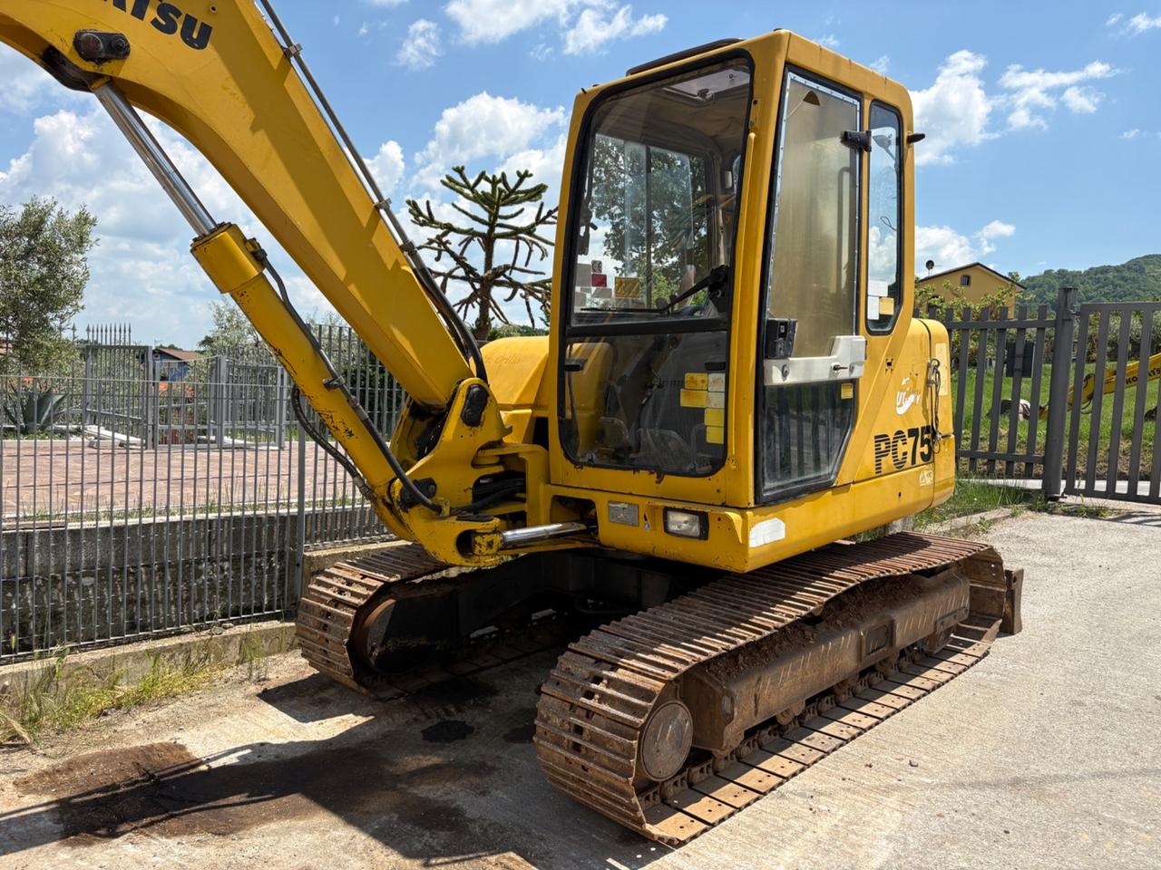 Miniescavatore Komatsu PC75