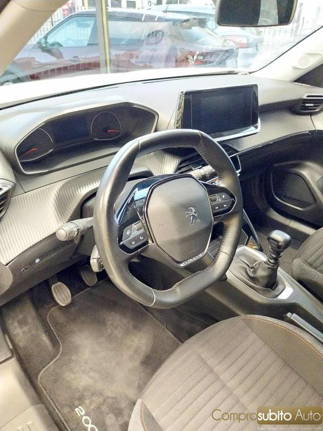 PEUGEOT 2008 BlueHDi 110 S&S Allure