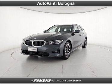 BMW Serie 3 320d 48V Touring Business Advantage