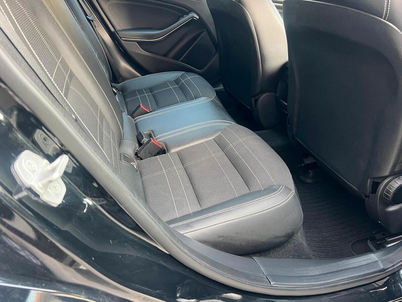 MB CLASSE A 180D AUTOM PREMIUM NEOP UNIPROP