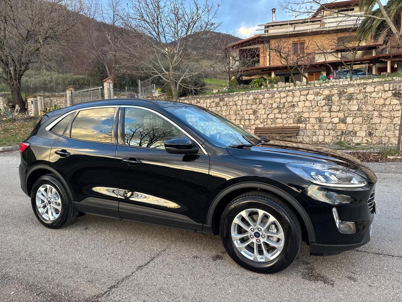 Ford Kuga 1.5 EcoBlue 120 CV aut. 2WD Titanium Business