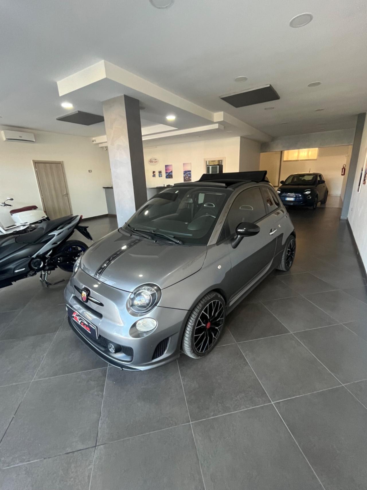 Abarth 500 C 1.4 Turbo T-Jet MTA Custom