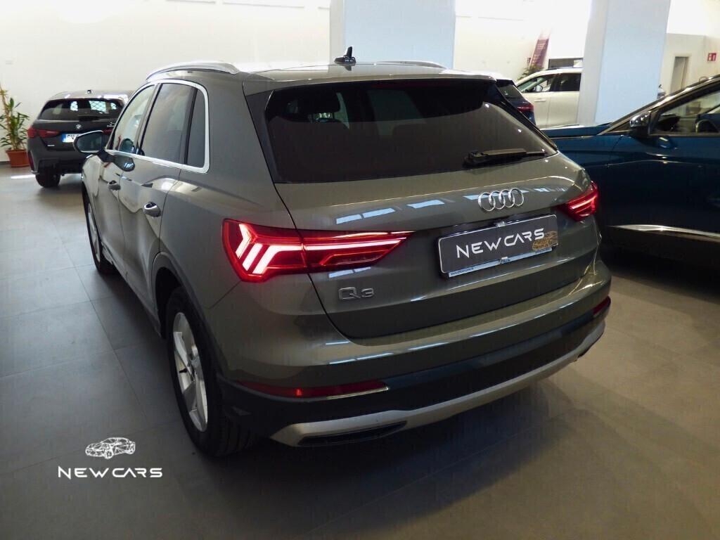 Audi Q3 35 TDI S tronic Business Advanced