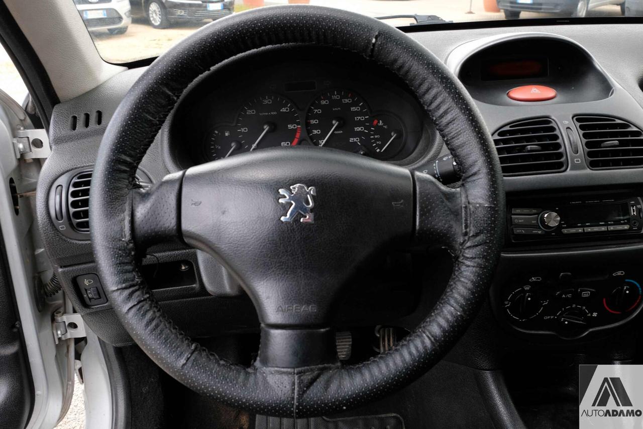Peugeot 206 2.0 HDi 3P