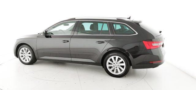 SKODA Superb 1.4 TSI Plug-In Hybrid DSG Wagon Style