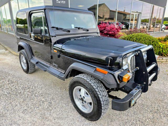 JEEP Wrangler 2.5 Laredo