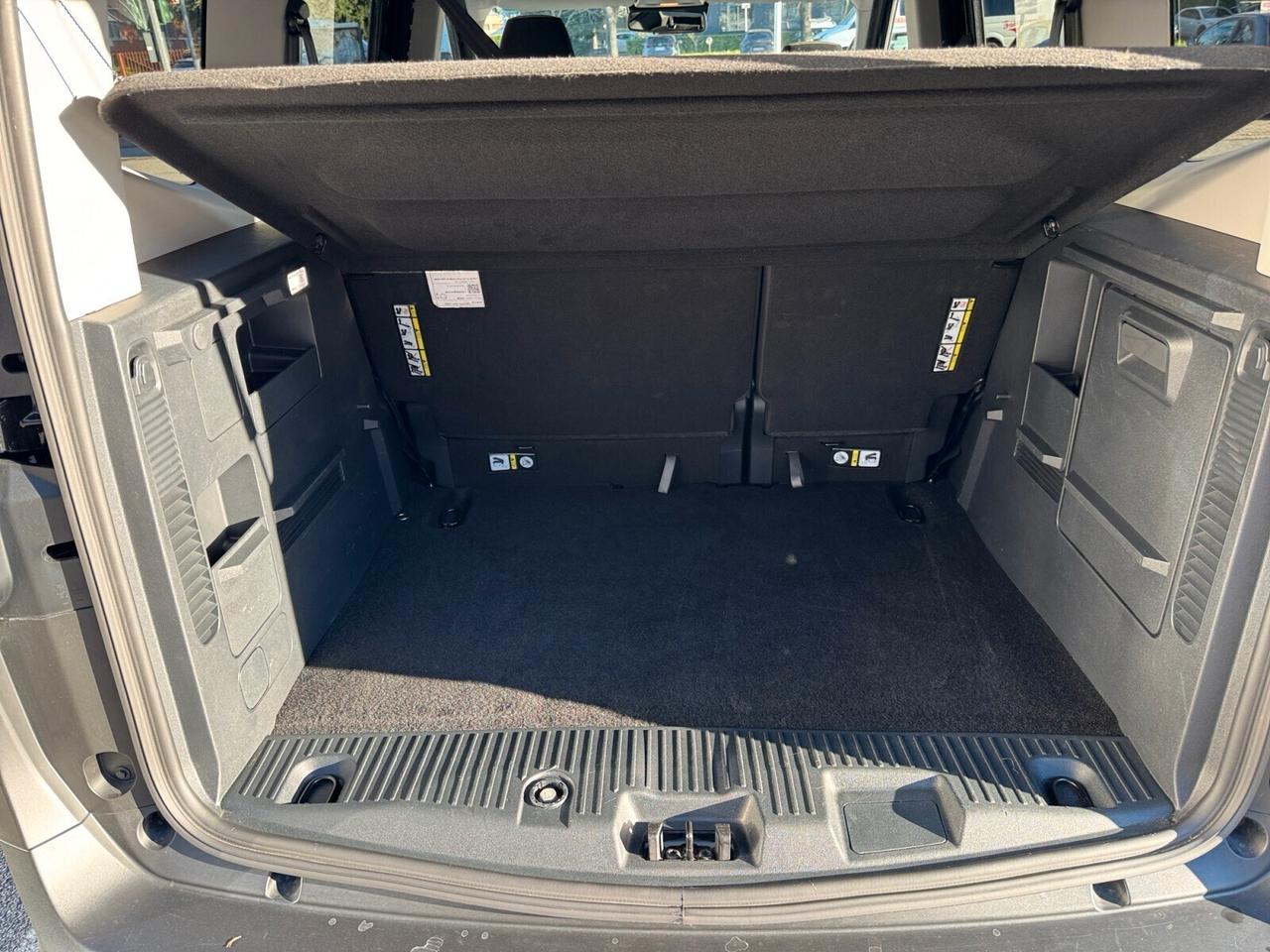Ford Tourneo Courier 1.0 EcoBoost