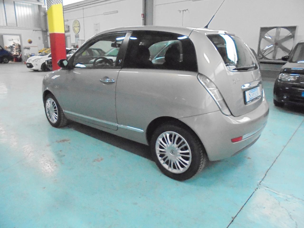 Lancia Ypsilon 1.2 Oro NEOPATENTATI