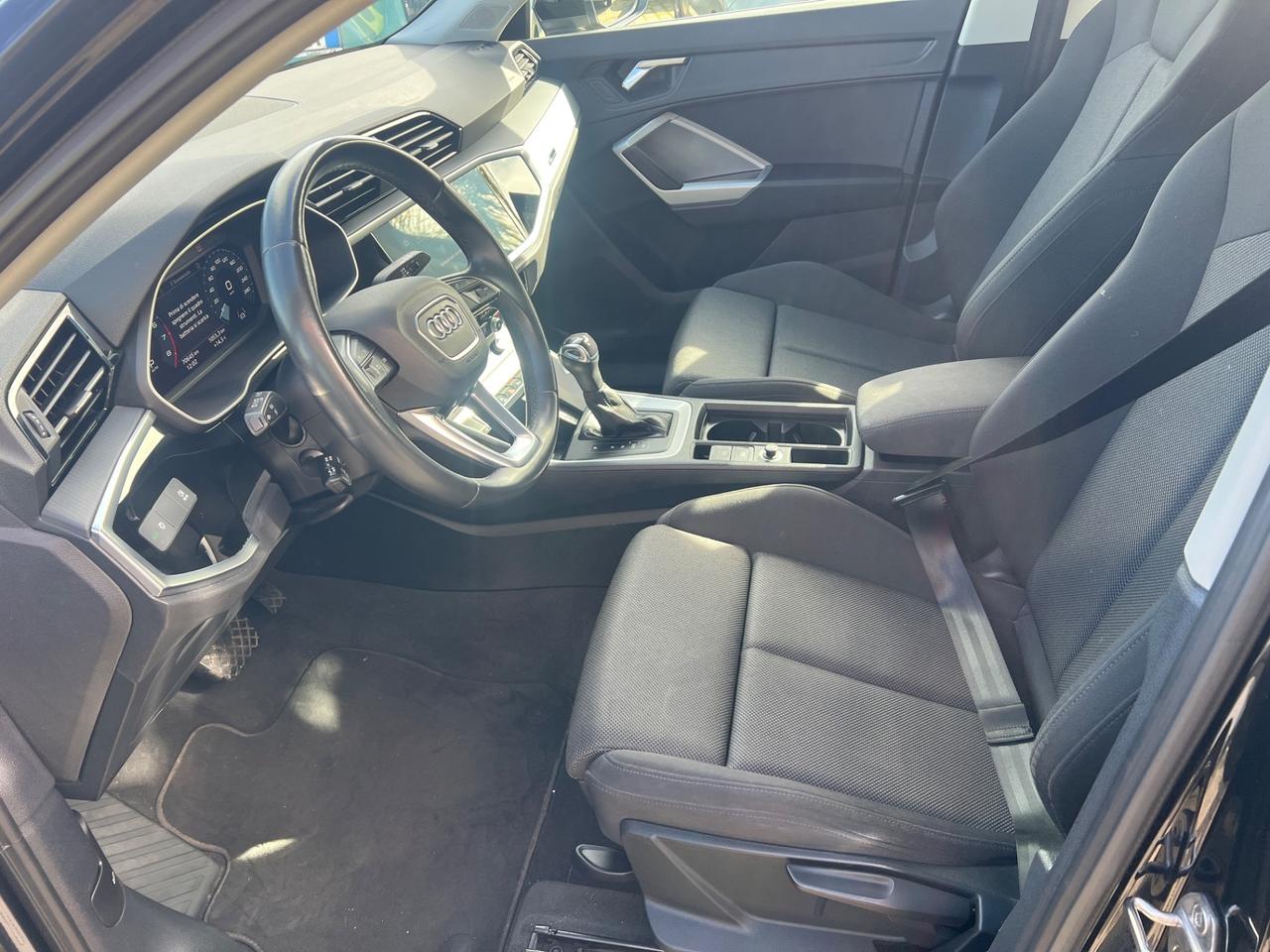 Audi Q3 SPB 45 TFSI e S tronic line edition