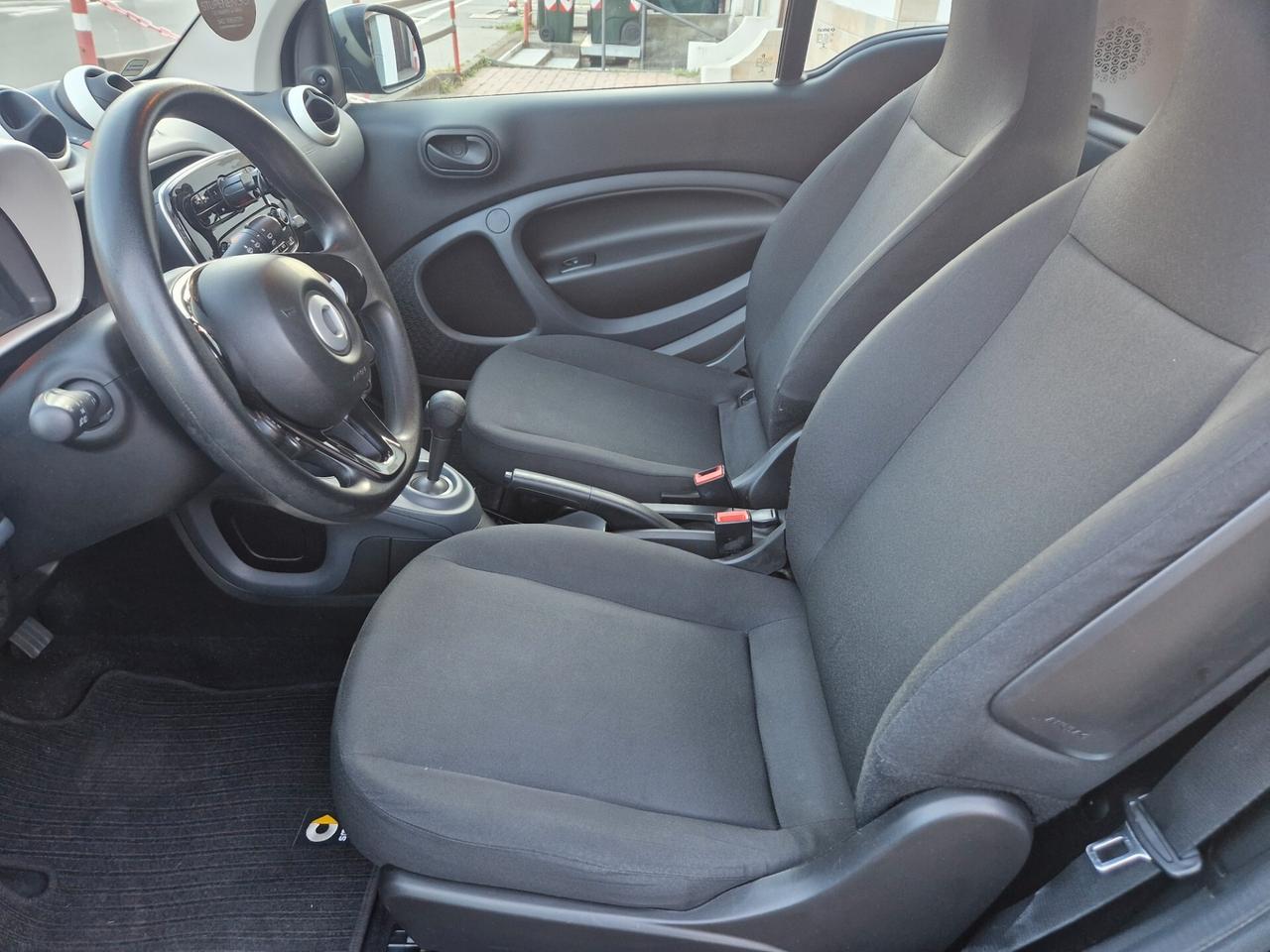 smart forTwo 1.0 7CV "60.300 km" AUTOMATICA, Bluetooth, Cruise