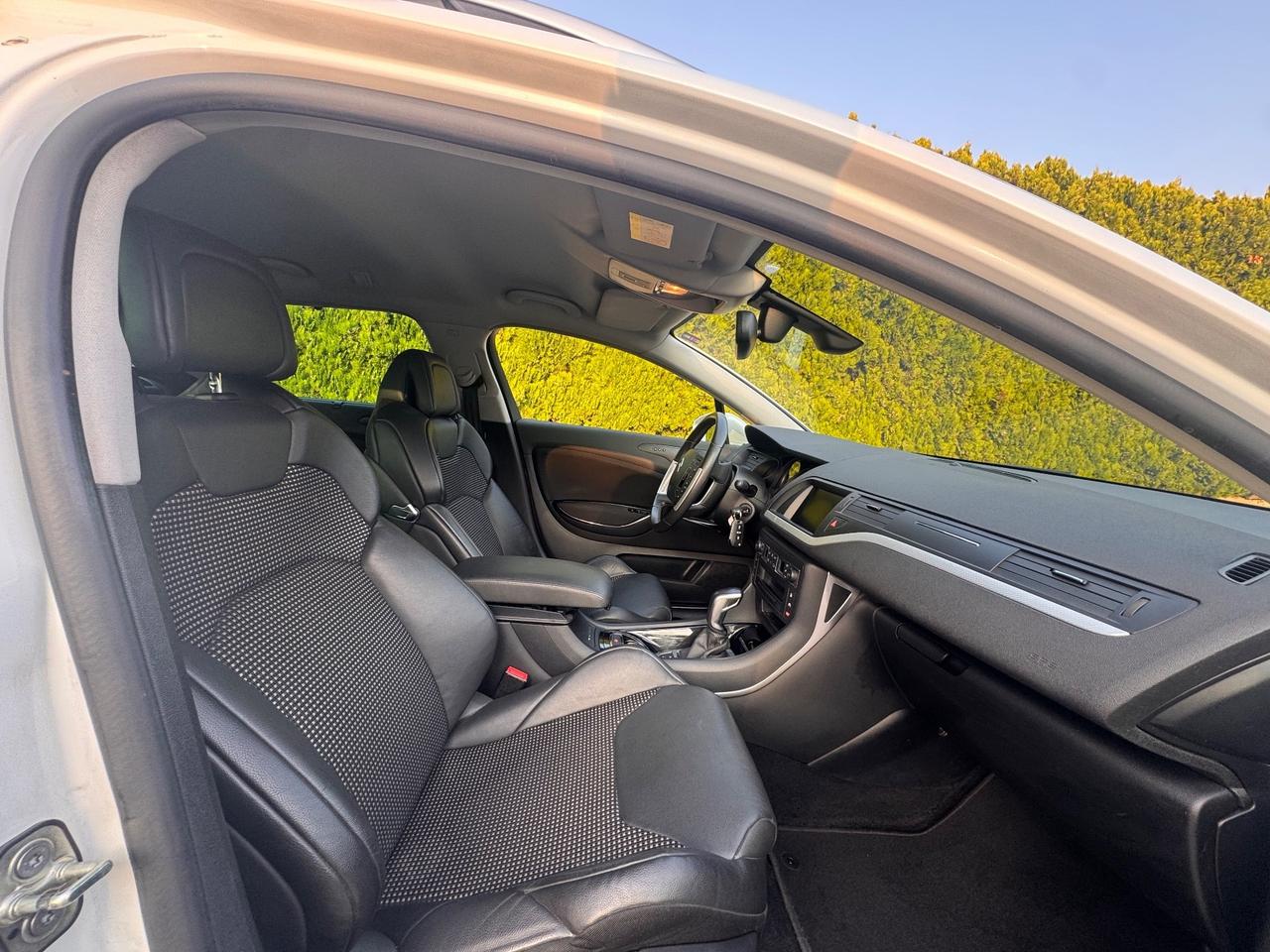 Citroen C5 BlueHDi 180 EAT6 S&S Hydractive Business Tourer